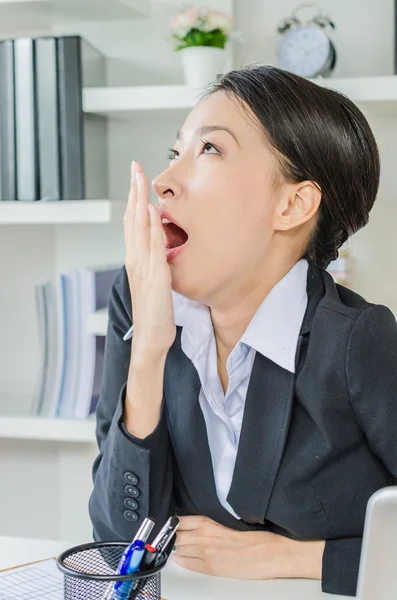 Kadınlar içinde hareket