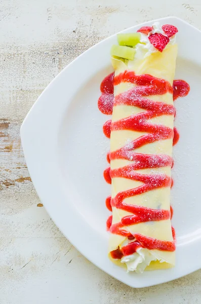 Pancake roll — Stock Photo, Image