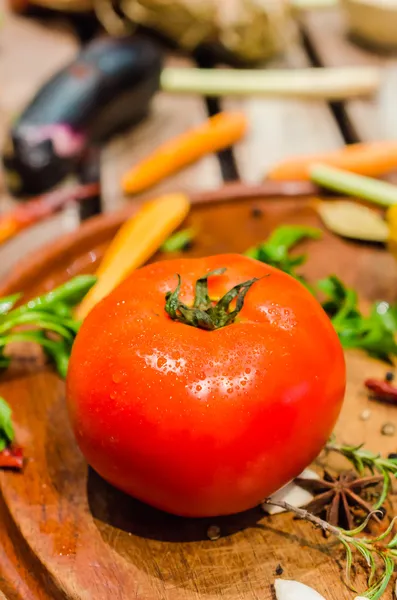 Tomat och vegetabiliska — Stockfoto
