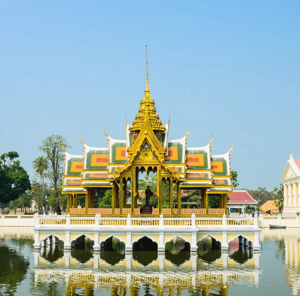 Palace i bang-pa-in park — Stockfoto