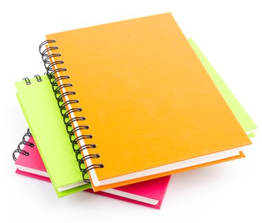 telli defter kitap ve not defteri yığını