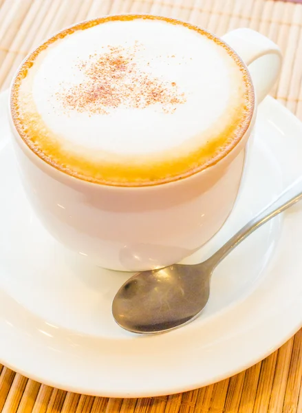 Warme cappuccino — Stockfoto