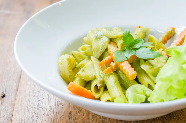 Spaghetti pesto sauce — Stock Photo, Image