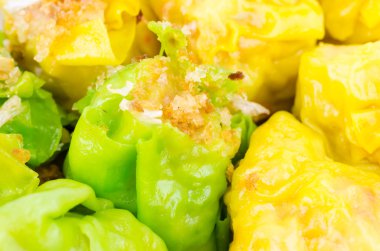 buharda pişmiş hamur tatlısı