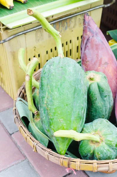 Grön papaya — Stockfoto