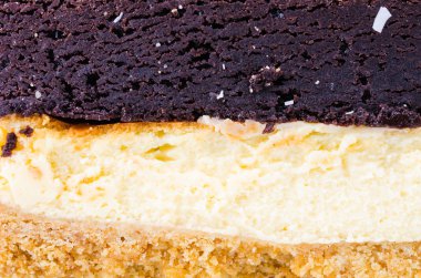 Brownie peynirli kek