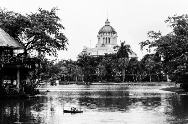 Ananta samakhom tronu hall — Zdjęcie stockowe