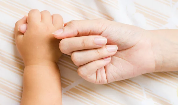 Baby hand — Stock Photo, Image