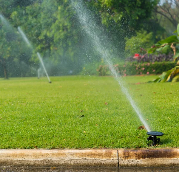 Spruzzare acqua — Foto Stock