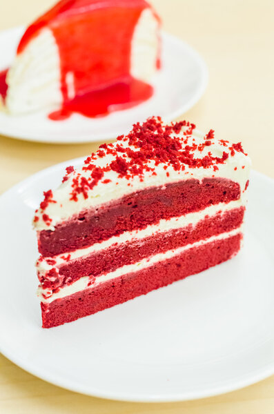 Бархатный красный торт
