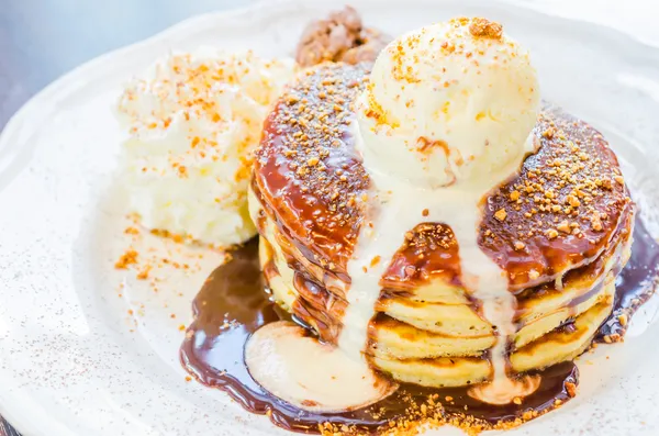 Icecream pancake — Stock Photo, Image