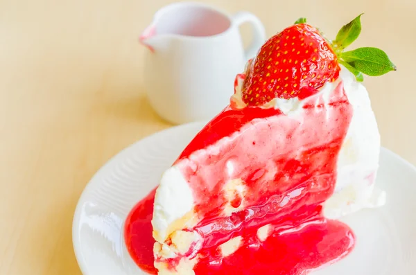 케이크 딸기 — 스톡 사진