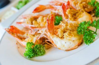 karides sarımsak yaki