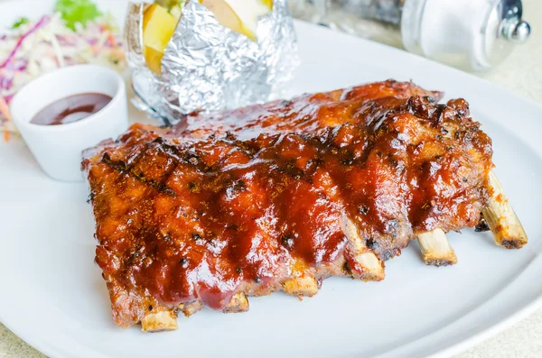 Costeletas de porco de churrasco — Fotografia de Stock