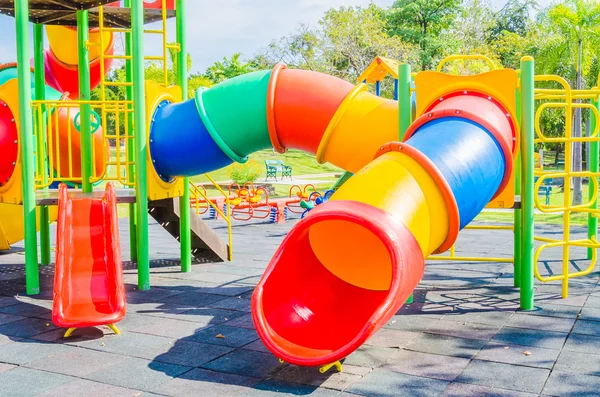 Parque infantil —  Fotos de Stock