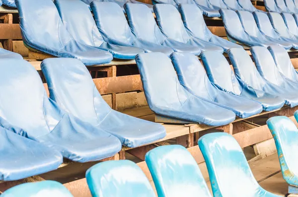 Asientos de estadio vacíos — Foto de Stock