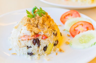 ananas kızarmış pilav