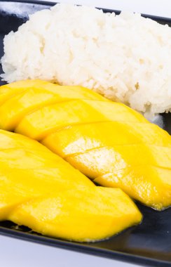 Mango ve yapışkan pirinç