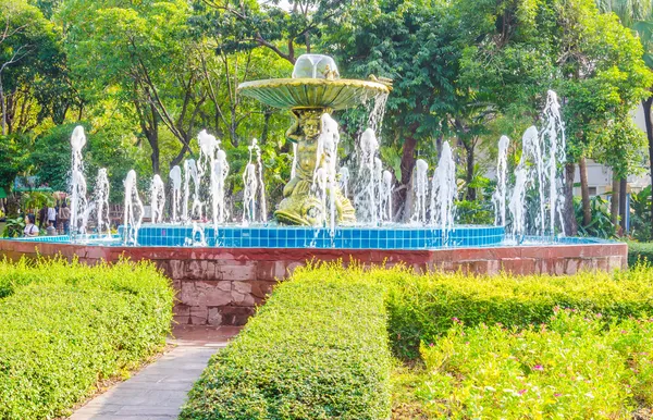 Fontana nel parco — Foto Stock