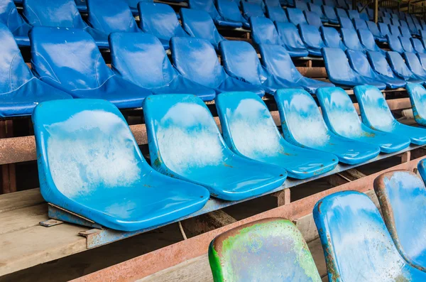 Asientos de estadio vacíos —  Fotos de Stock