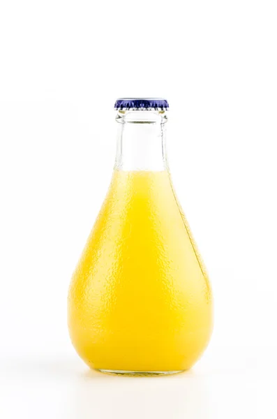 Sok pomarańczowy butelka na białym tle — Zdjęcie stockowe
