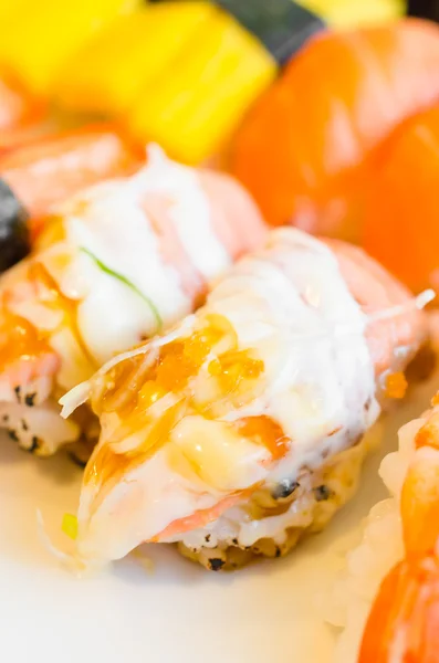 Japońskie jedzenie sushi — Zdjęcie stockowe
