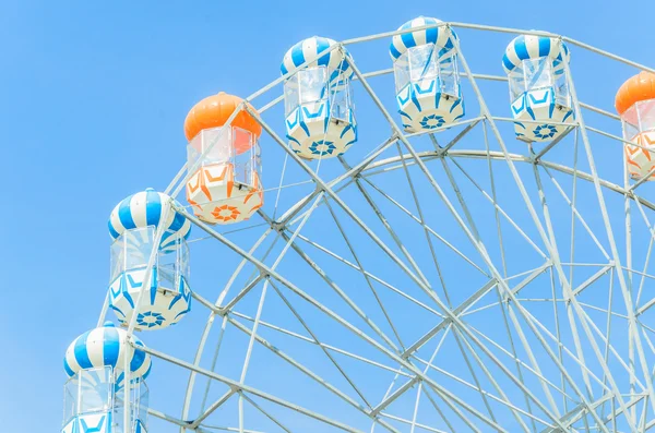 Amusement ferris wheel — Stock Photo, Image