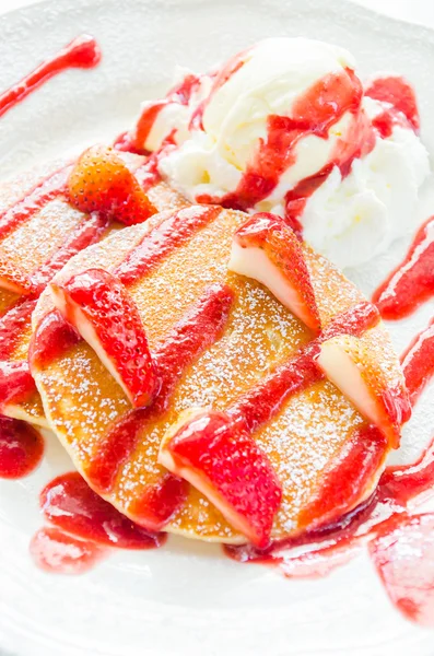 Pancakes strawberry — Stock Photo, Image