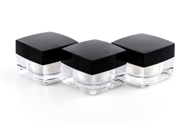 boş kozmetik şişe