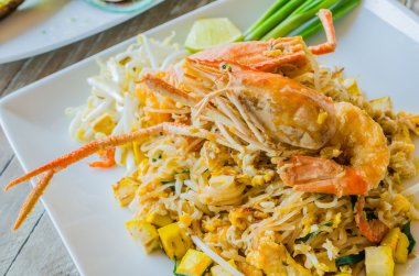 Tayland karıştırın