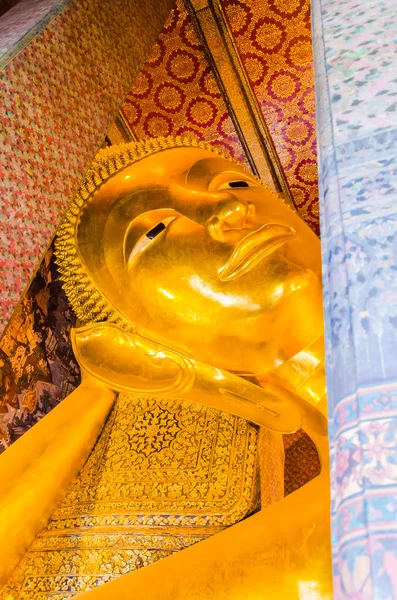 Reclining Buddha — Stock Photo, Image