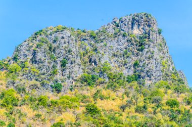 dağ ve hüzünlü müzik