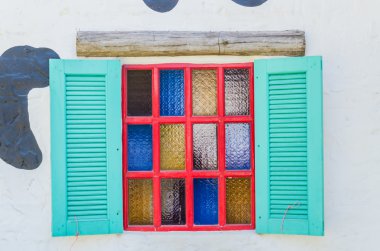 pencere tuğla duvar