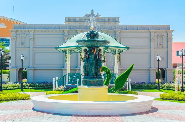 Fuente, estilo italia — Foto de Stock