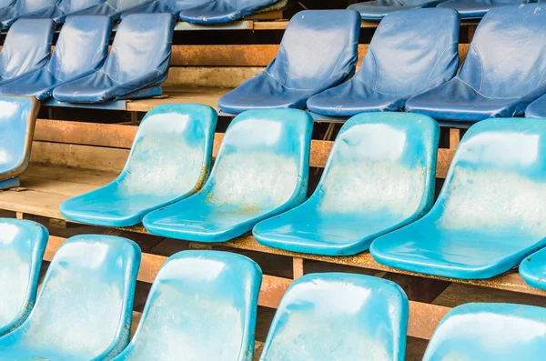 Asientos de estadio vacíos — Foto de Stock