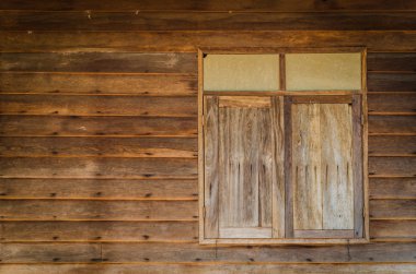 eski ahşap pencere