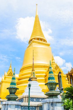 Zümrüt Tapınağı