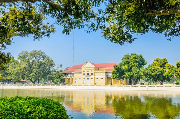 Arquitectura Bang pa en palacio de Tailandia — Foto de Stock