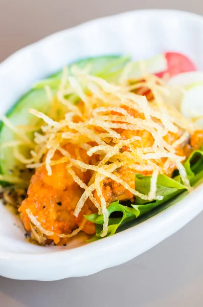 Salad fried fish — Stock Photo, Image