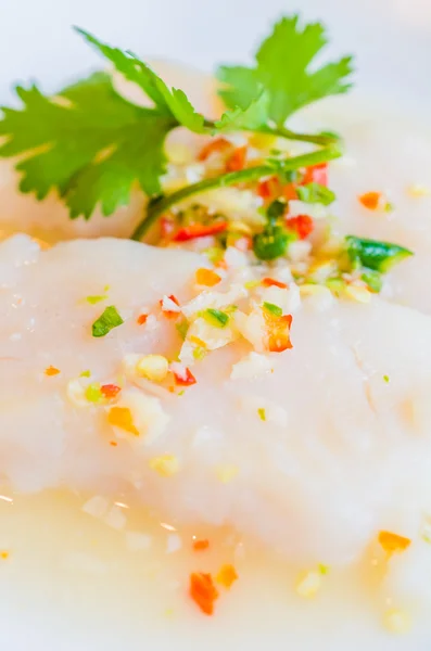 Steamed fish with lemon — Stock Photo, Image