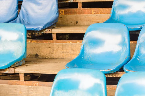 Asientos de estadio vacíos — Foto de Stock