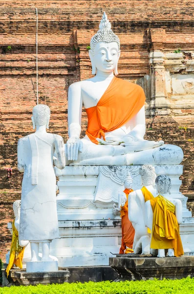 Wat yai chaimongkol tempel — Stockfoto