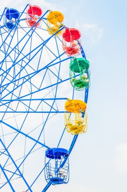 Klasik dönme dolap.