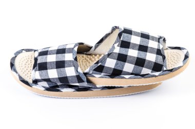 Beyaz üzerinde çevirir