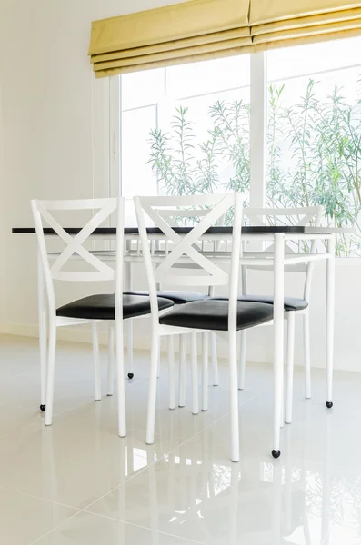Tisch Stuhl Essen — Stockfoto