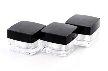 boş kozmetik losyonu şişesi