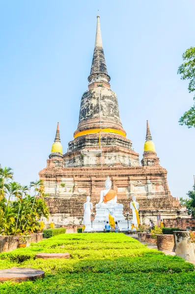 Wat Yai Chaimongkol temple — Stock fotografie