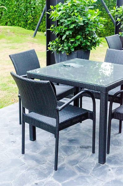 Table and chairs — Stock Photo, Image