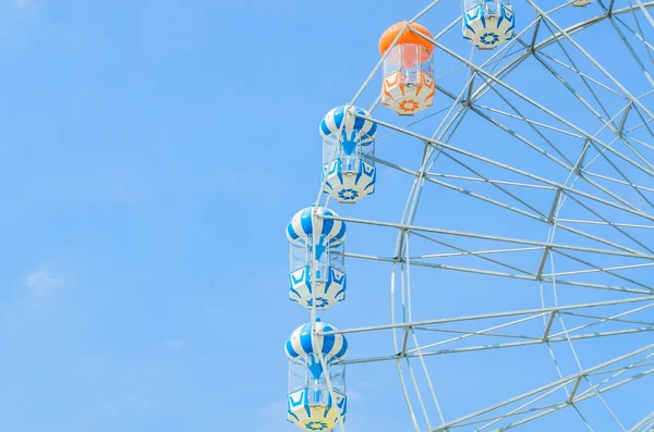 Roue ferris d'amusement — Photo