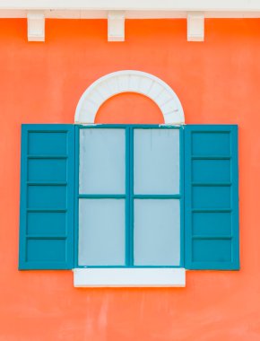 Vintage Toskana İtalyan penceresi